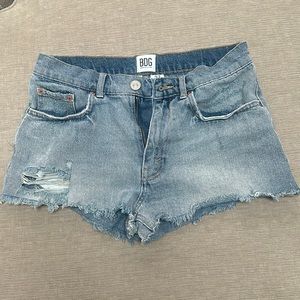 BDG mid rise shorts